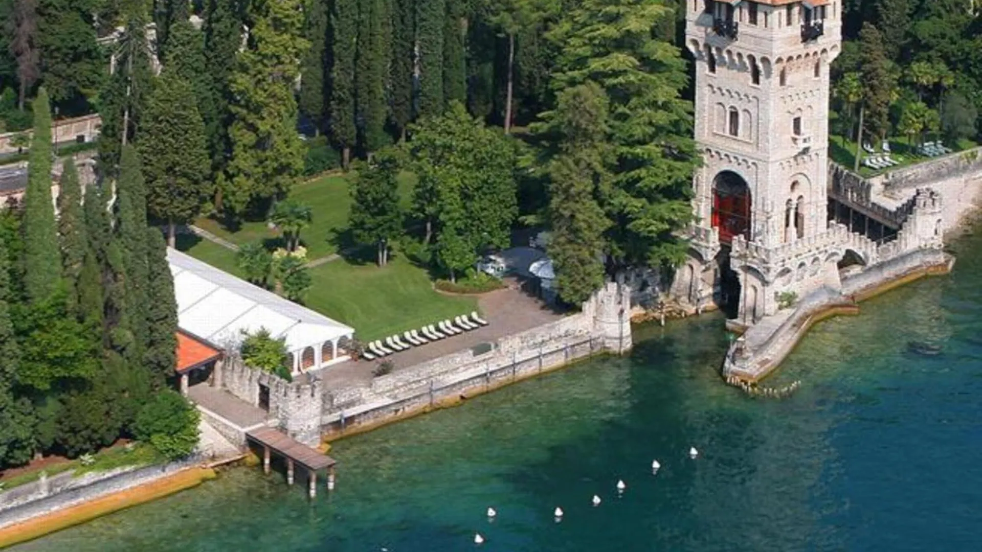 Lovely Flat With Shared Pool And Amazing Lake View Salò Italië