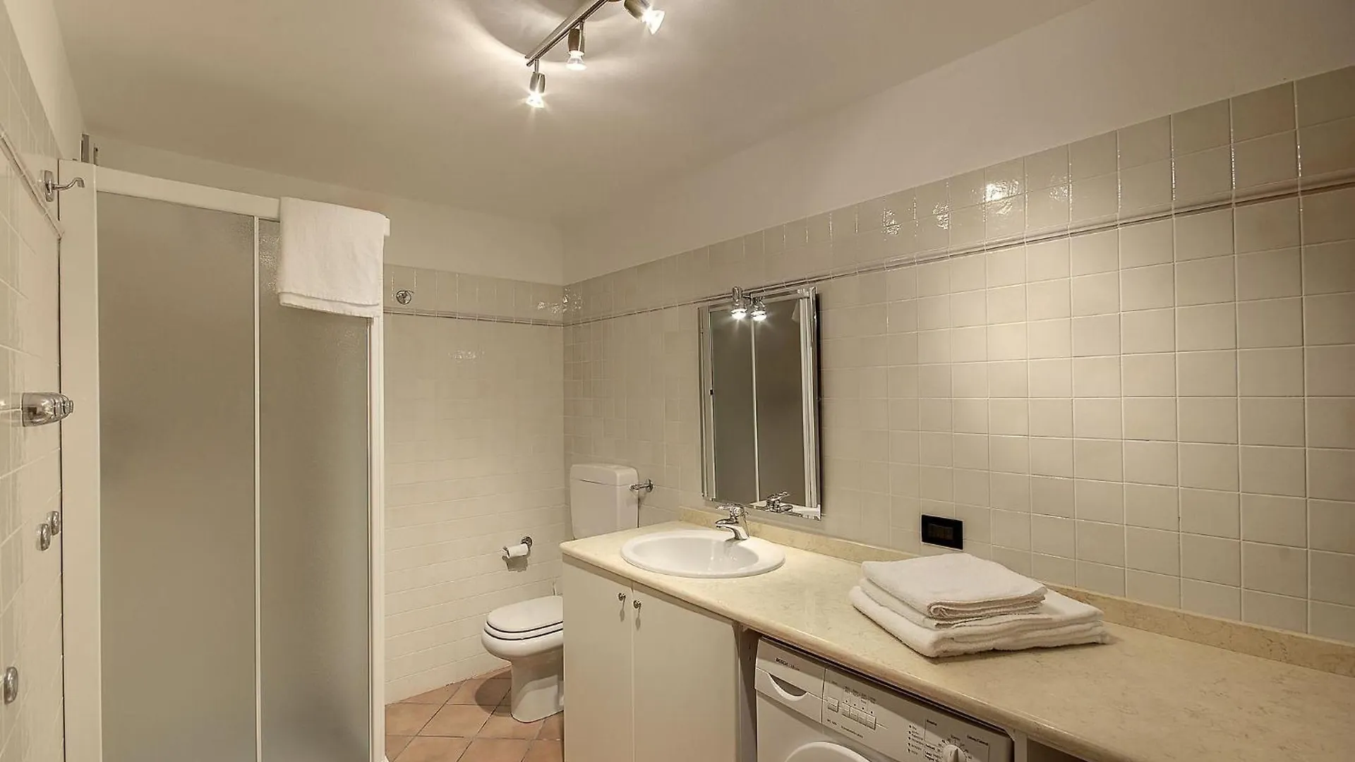 Appartement Lovely Flat With Shared Pool And Amazing Lake View Salò