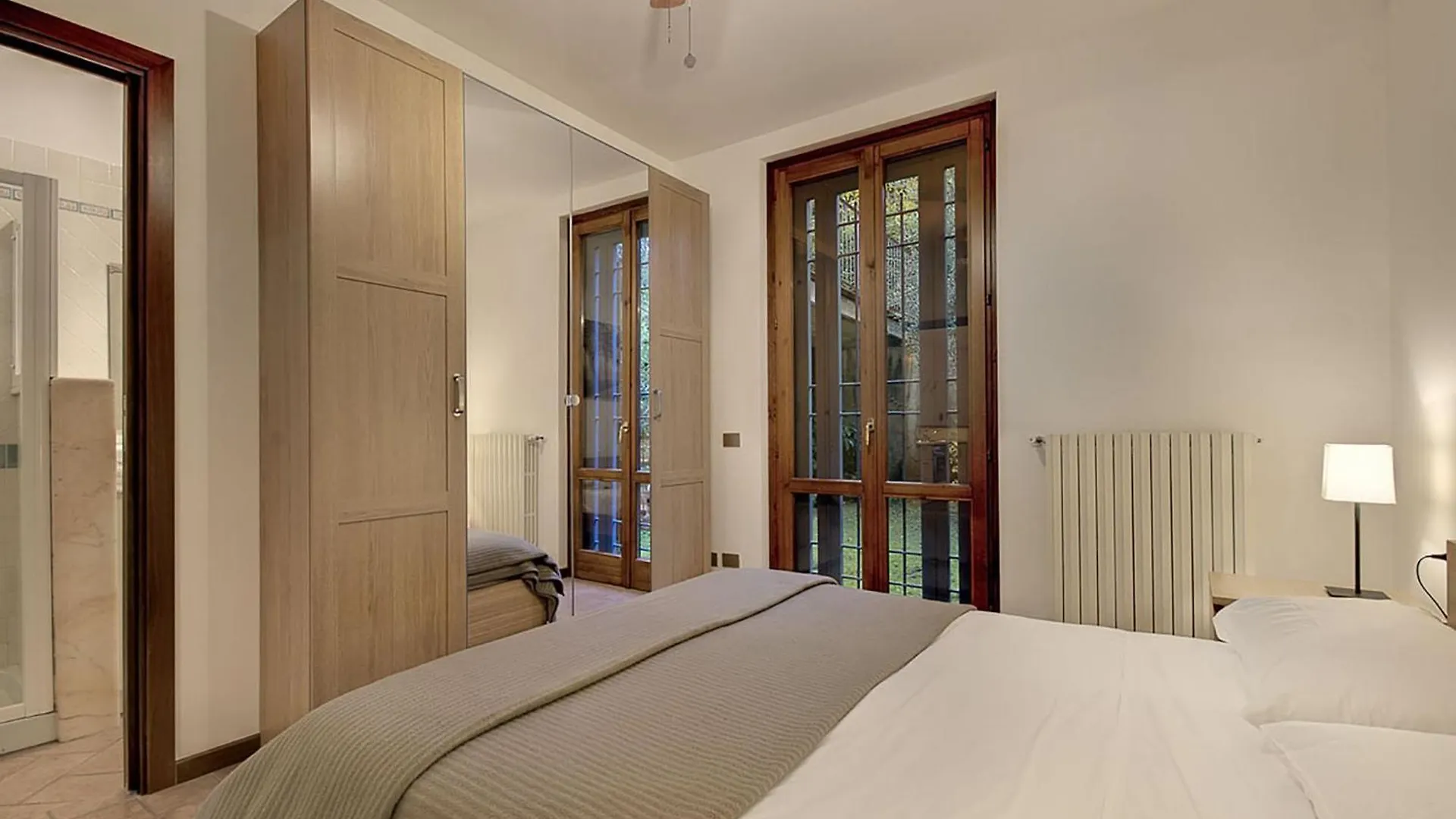 Lovely Flat With Shared Pool And Amazing Lake View Salò